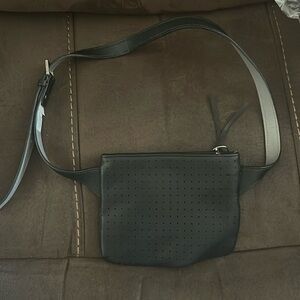 Kenneth Kole Waist purse. Black with silver hardware NWT